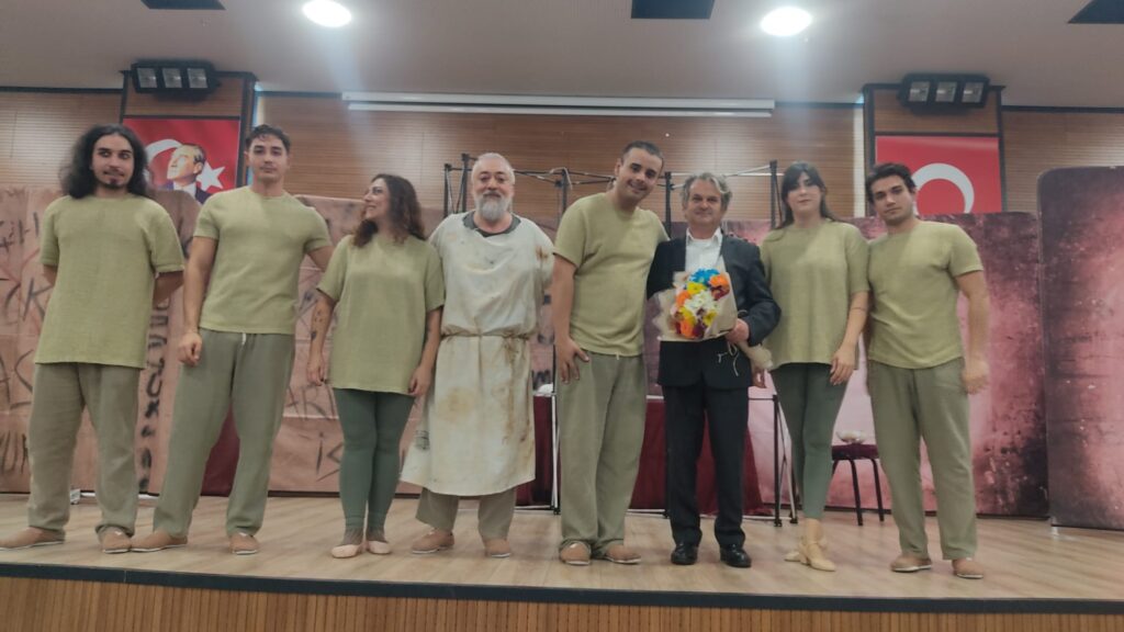 KESK Trabzon Şubeleri’nden “İki Şehrin Hikâyesi”ne yürekten teşekkür