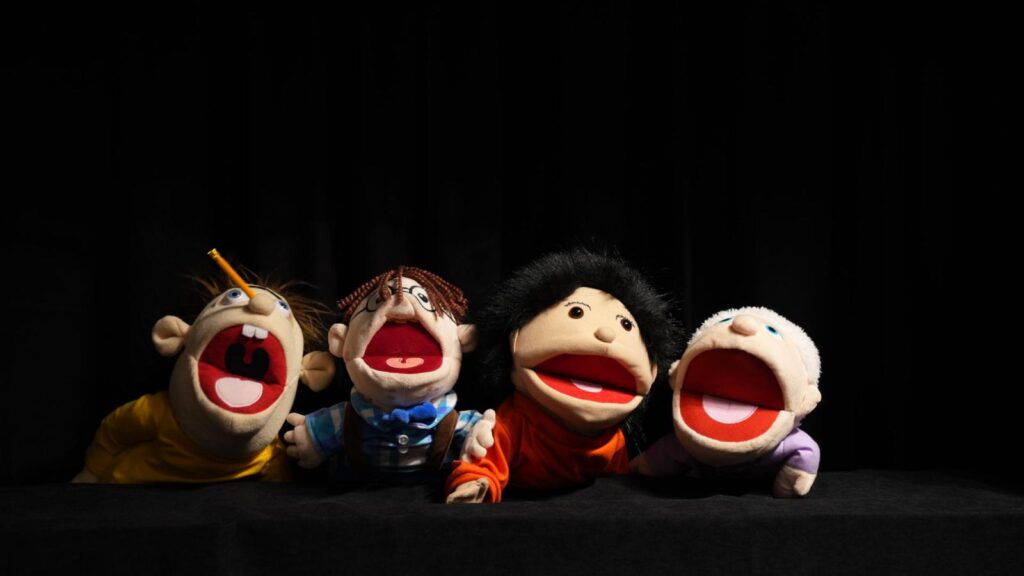 “Kasaba Sakinleri” Prömiyeri Lösemili Çocuklar İçin Sahnelenecek