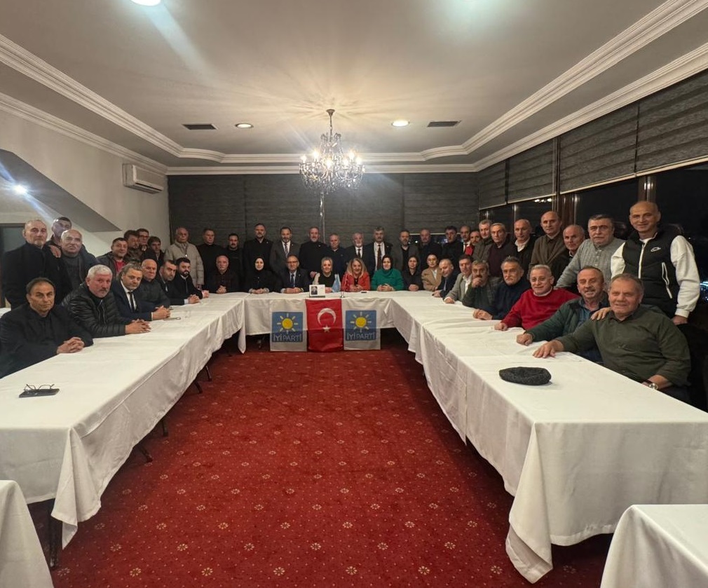 Kemal Eraydın, Trabzon’da Yıllardır Gündemde Olan Projelerin Uygulamaya Geçirilmediğini Vurguladı