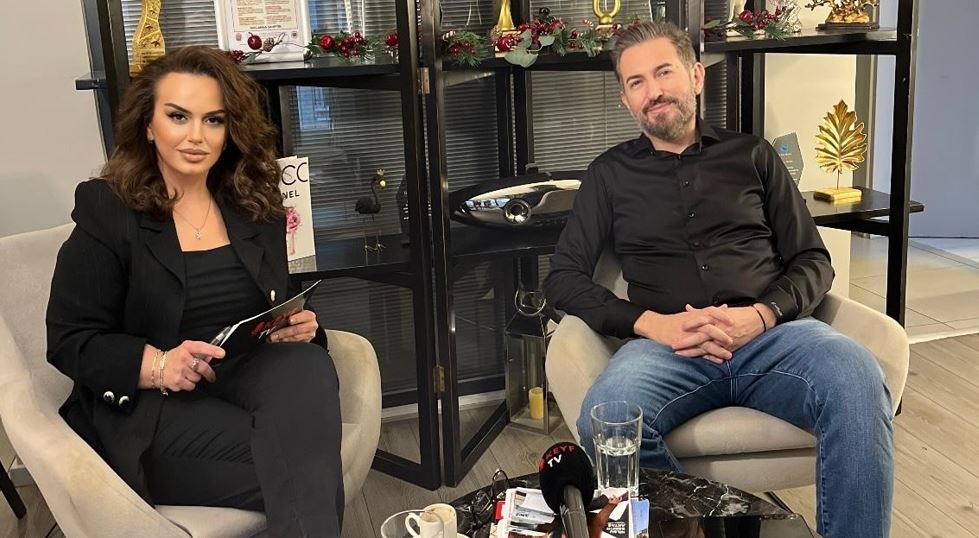 Dr. Oğuzhan Akgül, KEYF TV’de Kök Hücre ve Eksozomu Anlattı.